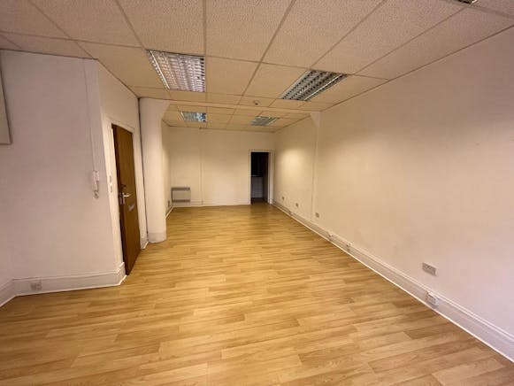 Waterloo Chambers, 19 Waterloo Street, Glasgow, Offices To Let - PHOTO-2022-08-19-07-04-15 5.jpg