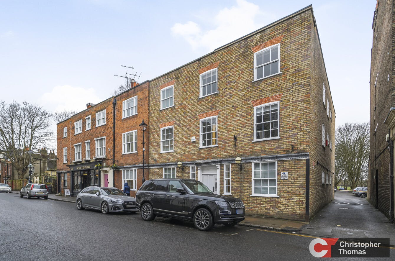 119-120 High Street, Eton, Office To Let - Front elevation.jpg
