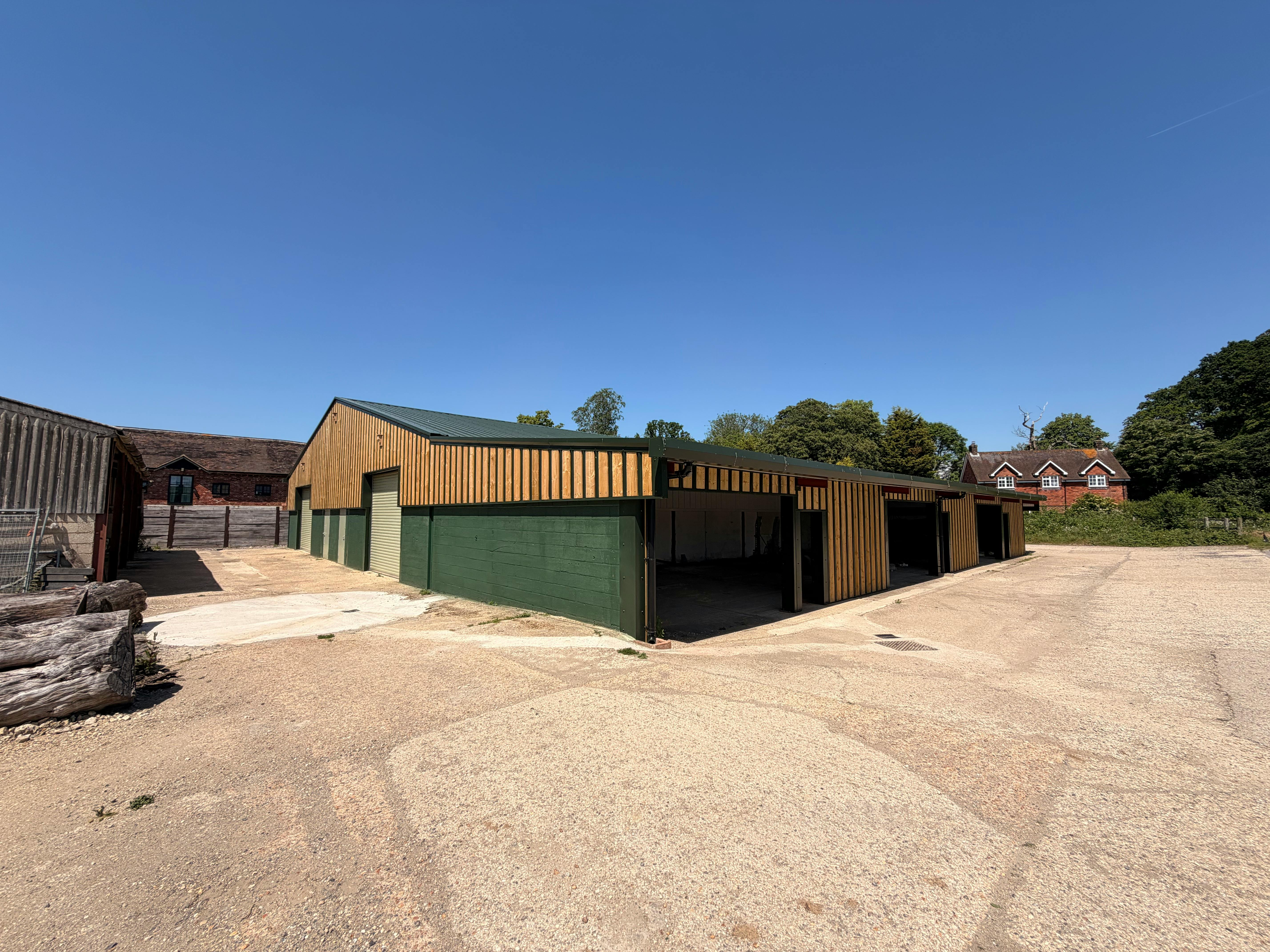 Broomlands Farm, Warnham, Industrial / Other To Let - IMG_4369.jpeg