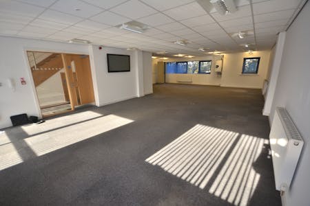 Unit 2B Crown Business Park, Rochdale, Office To Let - CSC_0015.JPG