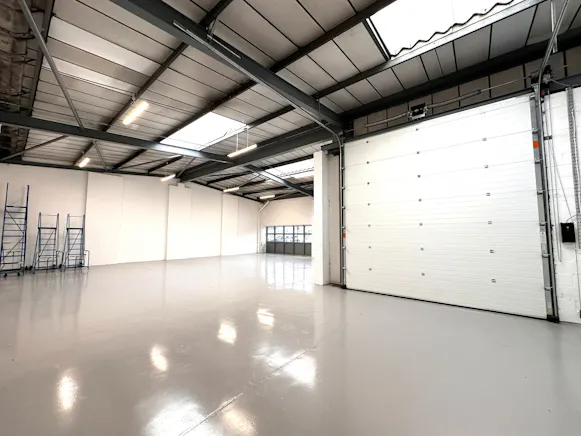 Unit 14, 77 Latimer Road, North Kensington, Industrial / Leisure To Let - IMG_0078.JPEG
