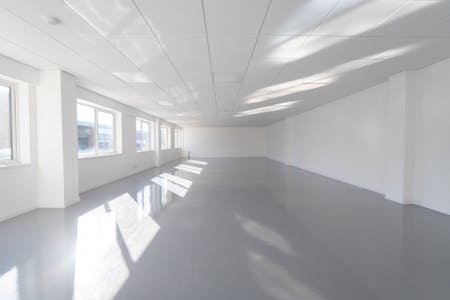 Unit B6 Dolphin Way, Shoreham-By-Sea, Industrial / Warehouse To Let - B6 GF Workshop.jpg