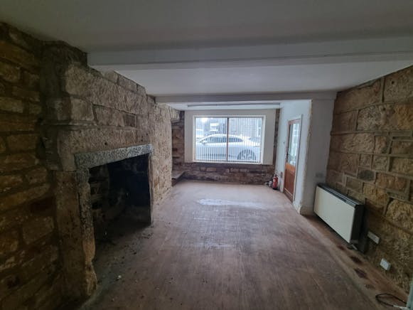 99A High Street, Leeds, Leisure / Retail To Let - 20251231_134640.jpg