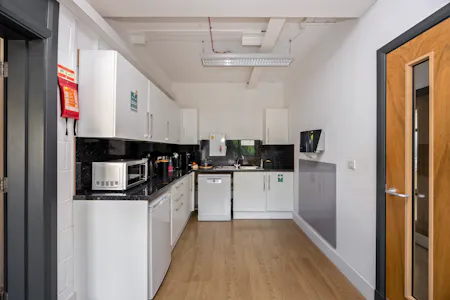 BLB House, Unit 15 Hunns Mere Way, Brighton, Business Park / Business Units / E (Commercial / Business / Service) / Flex Office / Office / Serviced Office To Let - Hunns Mere Way, BLB House Unit 15-011.JPG