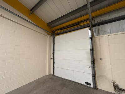 Unit 33, Aberaman Park Industrial Estate, Aberdare, Industrial To Let - IMG_7281.jpeg