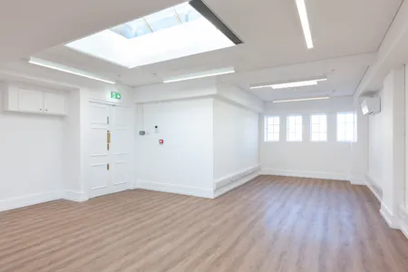 19 Margaret Street, London, Office To Let - b0962c41-7935-4ed2-b746-f9ac95d9736a_web.jpg