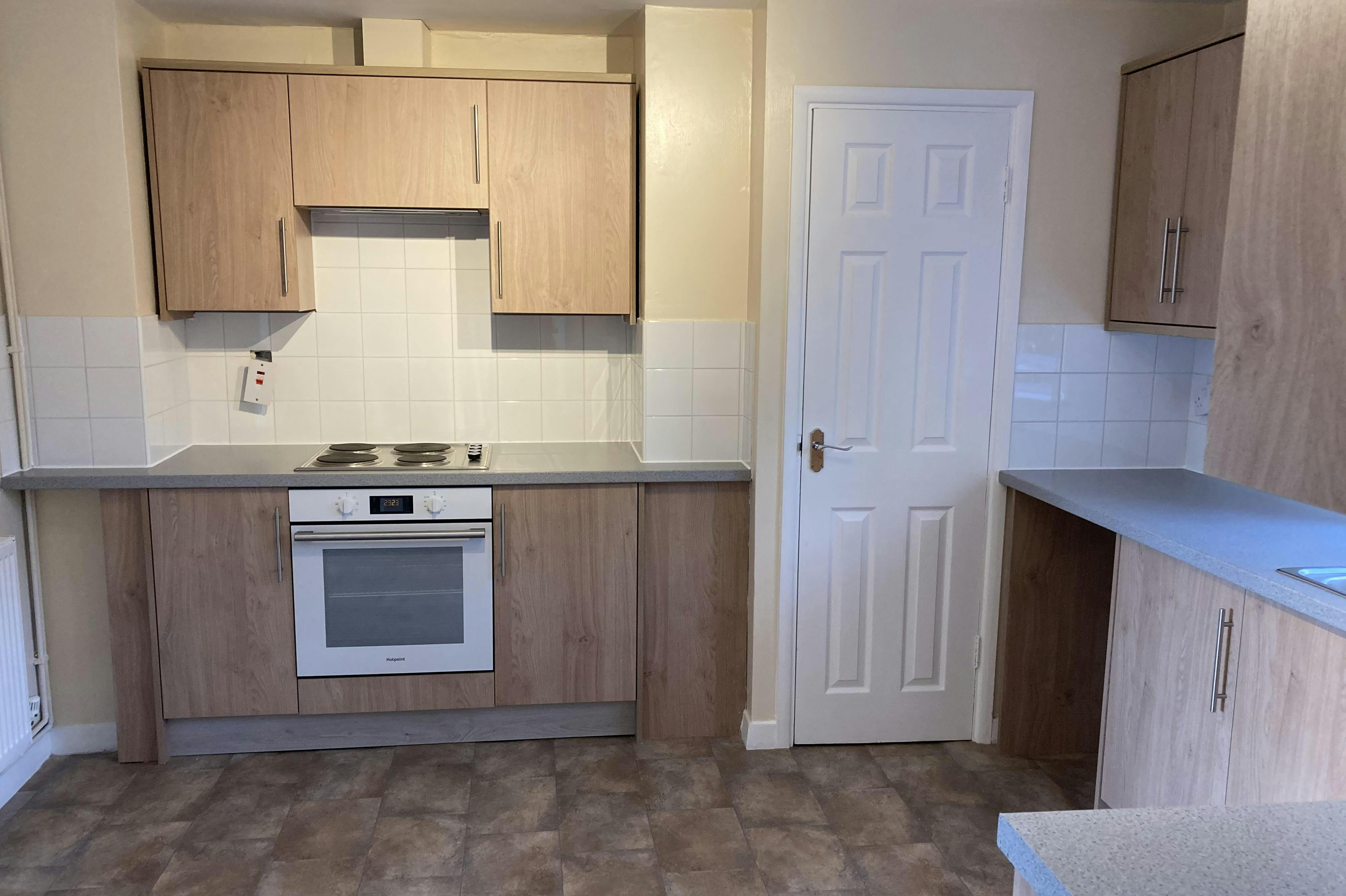 2 Betsom Farm Cottage, Westerham, Residential, To Let Karrison