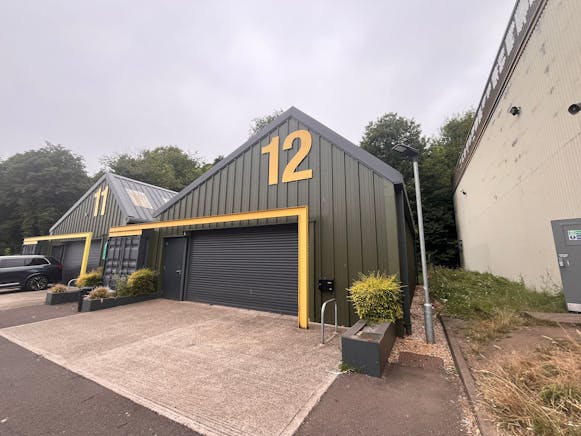 Unit 12 HQube, High Wycombe, Industrial To Let - WhatsApp Image 20250704 at 123547_595cd2c3.jpg