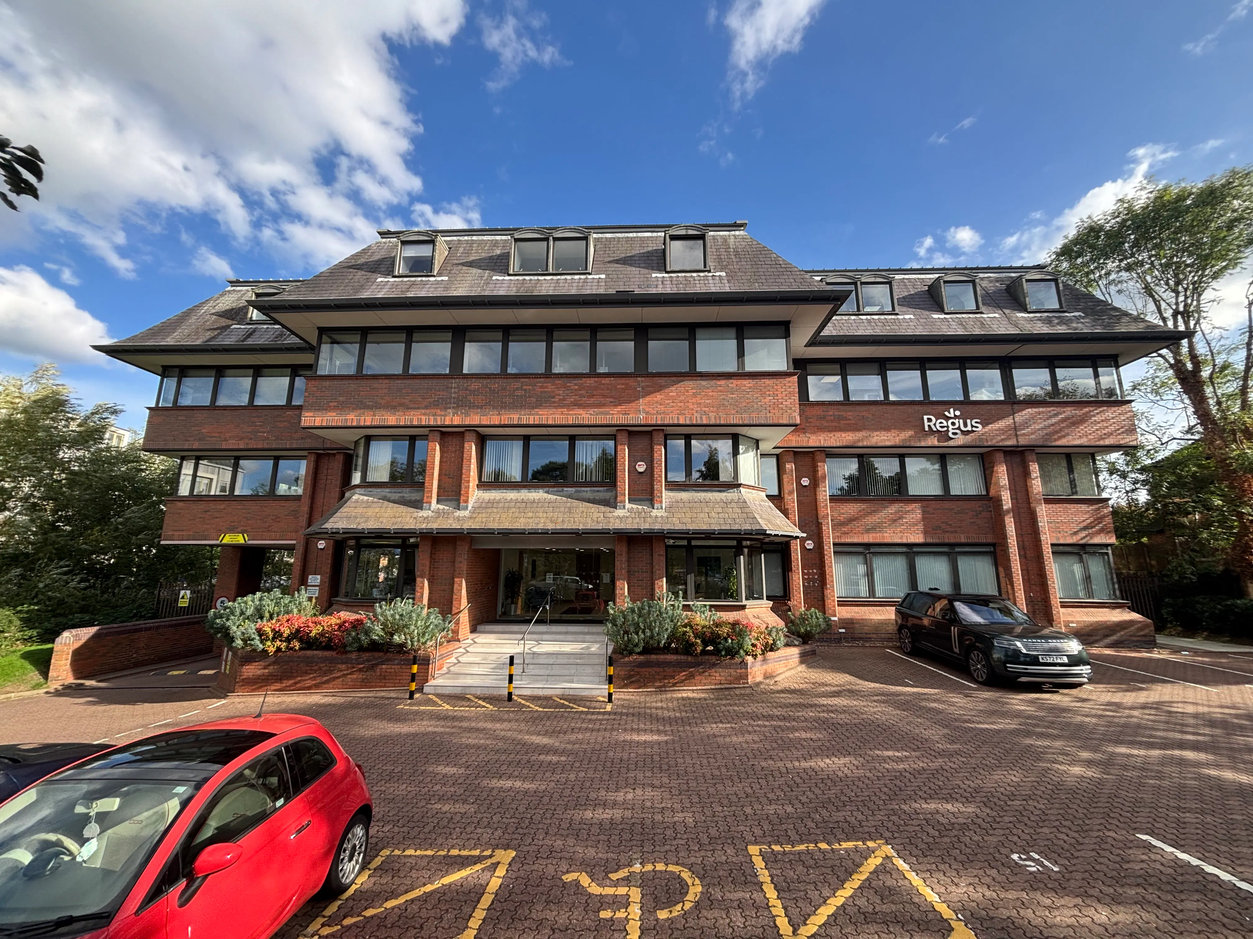3rd Floor (North) Suite, Afon, Horsham, Office To Let - IMG_6698.jpeg
