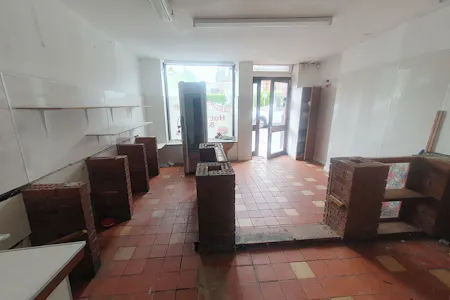 8 Academy Street, Dumfries, Retail / Retail - In Town To Let / For Sale - IMG_4108.JPG