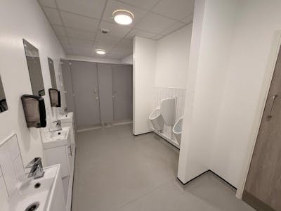 Ryan House, Aviation Way, Southend-on-Sea, Office To Let - Toilet