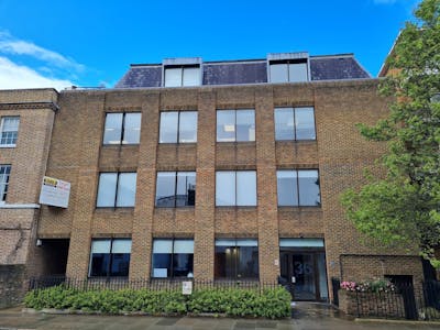 Vectra House, 36 Paradise Road, Richmond, Office To Let - 20220406_155159.jpg