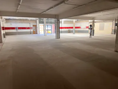 786-794 Oxford Road, Reading, Class E Retail / Leisure / Retail / Trade Counter / Trade Counter / Showroom To Let - 20260814_105349384_iOS.jpg