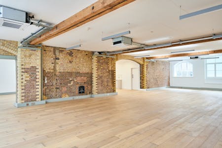 16-17 Little Portland Street, London, Office To Let - b1ffe37df58a48647e7bc6179cfd57b1210727EC1_011.jpg