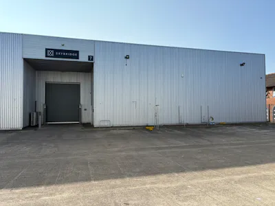 V7 Vector Park, Feltham, Industrial / Warehouse To Let - V7 Rear.JPEG