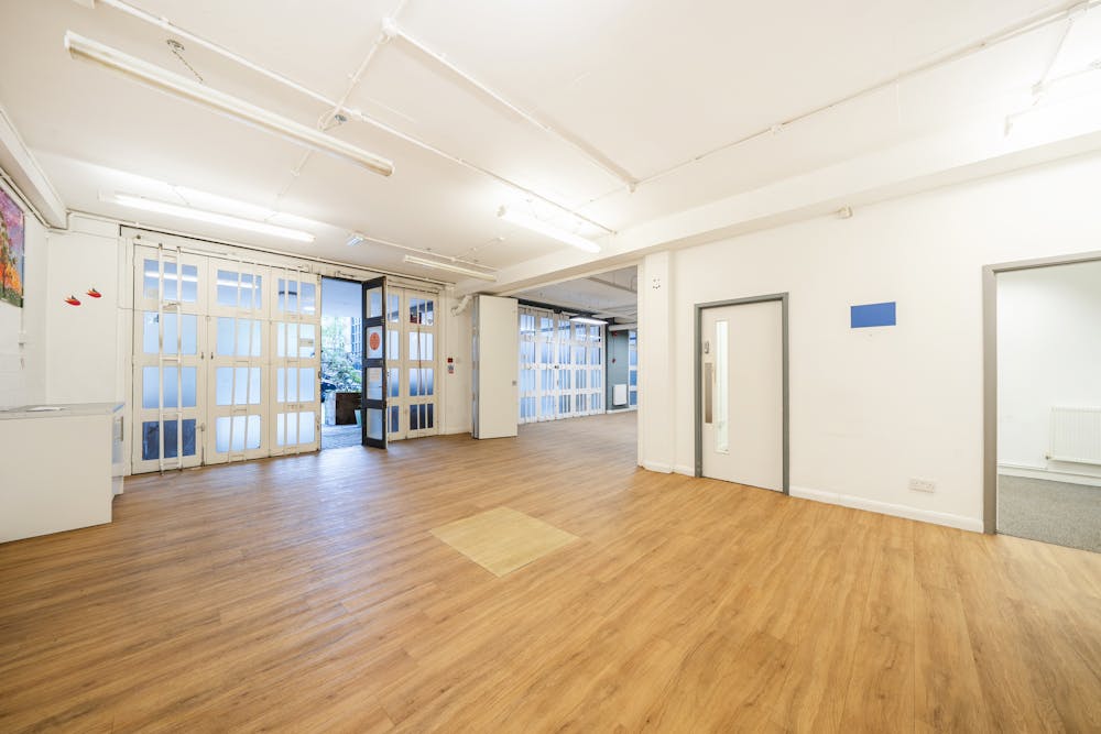 15-20 Bruges Place - 1456239 (12).jpg