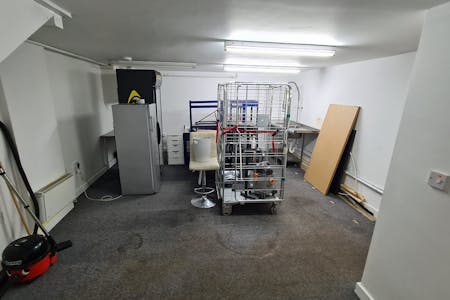 361A Roman Road, London, Office / Retail To Let - 361aRomanRoadShopE35QRInternal7Dominionlondon.jpg