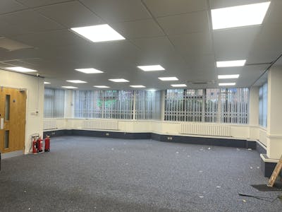 Trenchard House, High Wycombe, Office To Let - 20260211_092515053_iOS.jpg