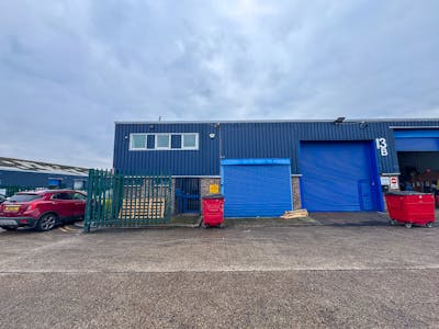 Heathway Industrial Estate, 13 Manchester Way, London, Industrial To Let - IMG_5401.jpg