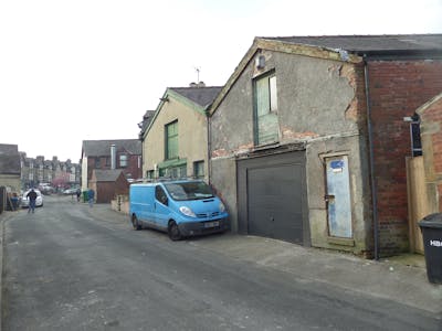 Workshop/Garage Back Unity Grove, Harrogate, Industrial For Sale - SAM_2512.JPG
