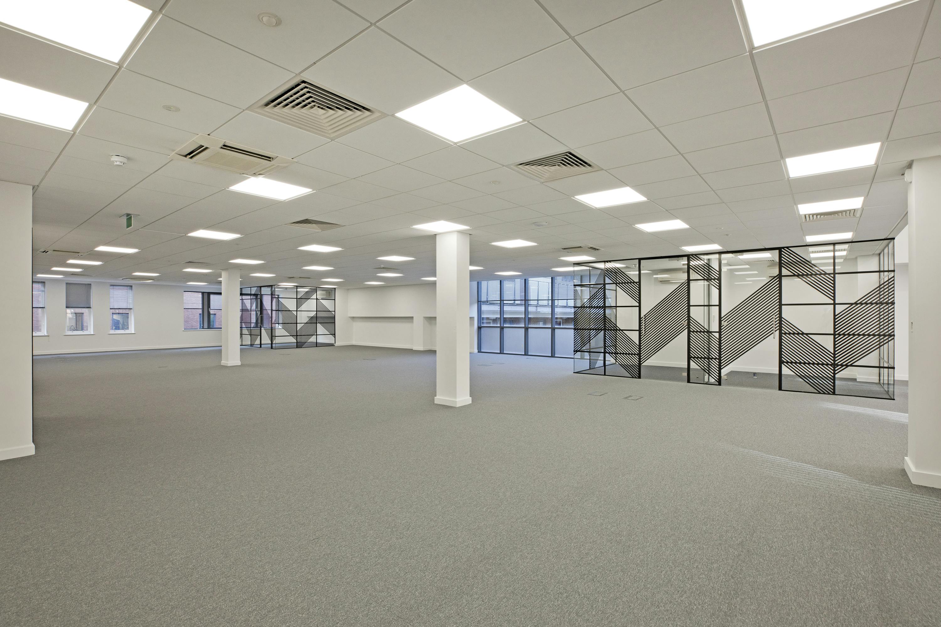 17-19 York Place, Leeds, Offices To Let - IMG_2056.jpg
