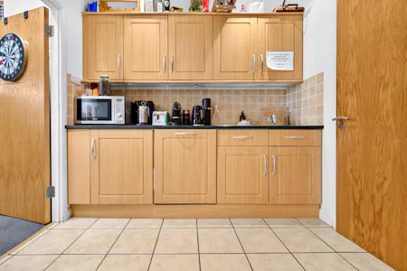 Unit 2 Cedar Court, London, Office To Let - WhatsApp Image 2026-06-24 at 17.49.23.jpeg