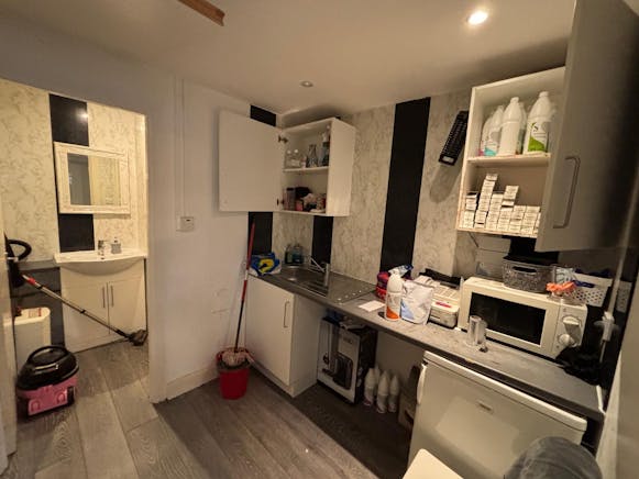 80 Main Street, Glasgow, Retail To Let - PHOTO-2026-01-11-14-09-26 6.jpg