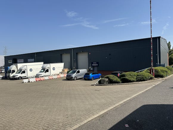 Unit 2 The Swallowfield Centre, Swallowfield Way, Hayes, Industrial To Let - IMG_3516.JPEG