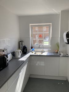 Suite 8, 2nd Floor, Brighton, Office To Let - IMG_9671.JPG