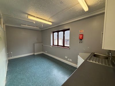 First Floor Jessopp House, Wimborne, Office To Let - IMG_4095.JPEG