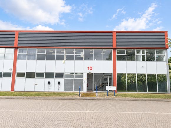 Unit 10 Coldharbour Pinnacles Estate, Harlow, Industrial To Let - External 3