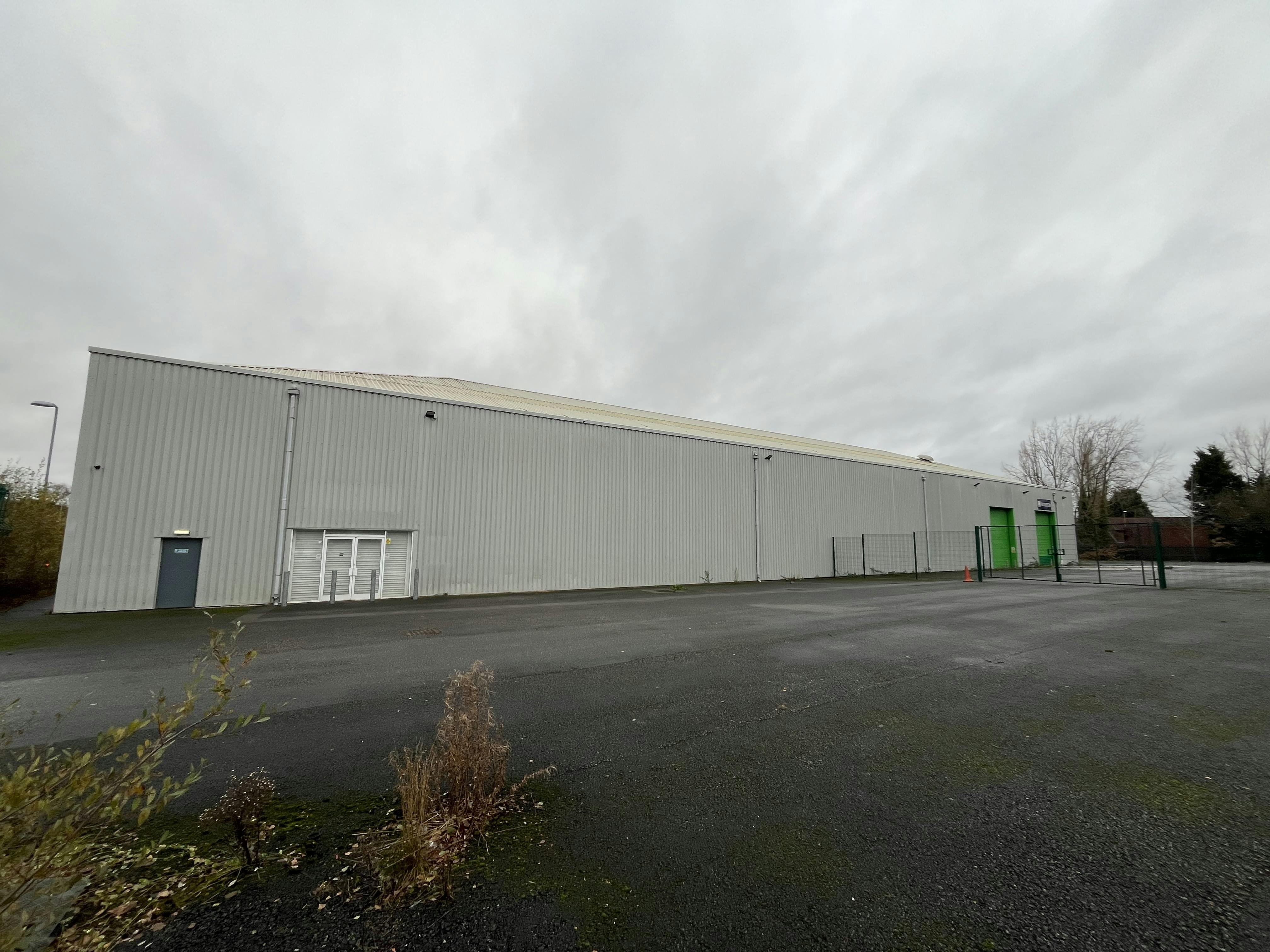 Unit 1 Satellite Park, Greengate, Greater manchester, Industrial To Let - IMG_2521.jpeg