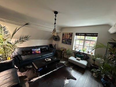 18 High Street, Bromsgrove, Development / Investment / Retail For Sale - flat.jpg