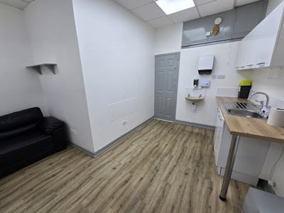 29 Bolton Road, Darwen, High Street Retail To Let - Back Room