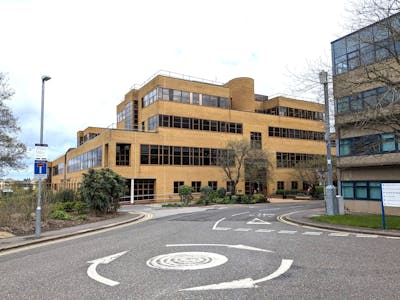 Stag Hill House, Guildford, Leisure / Office / Retail To Let - PXL_20240409_124633818.jpg