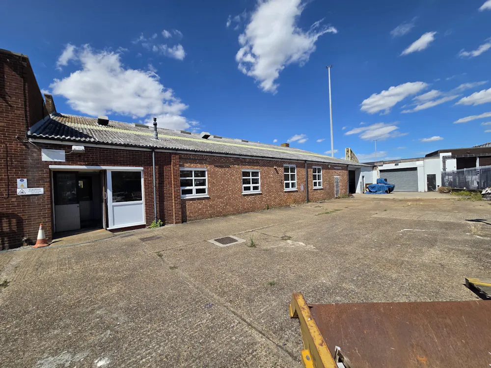 34 Towerfield Road - WhatsApp Image 2026-07-27 at 15.17.23 (1).jpeg