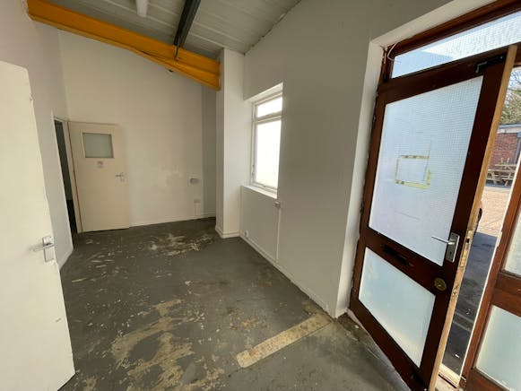 15 Conqueror Industrial Estate, St Leonards On Sea, Industrial To Let - IMG_4134.JPEG