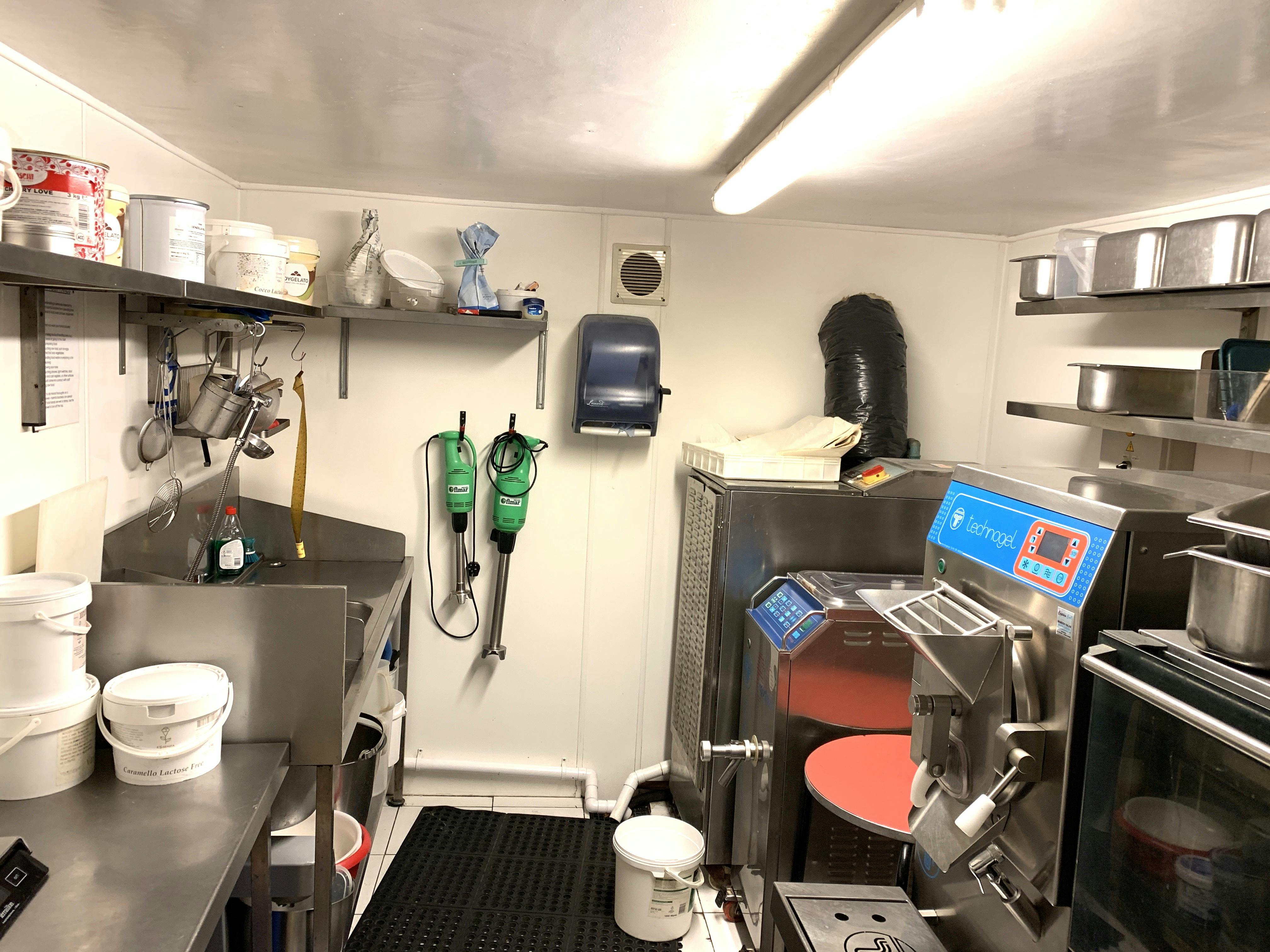 107 St. James's Street, Brighton, Investment - All / Investment - All / Investment - Retail only For Sale - IMG_1886.JPG