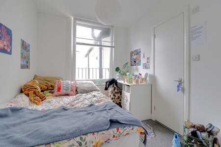 74 Lewes Road, Brighton, Investment To Let - IMG_1384-IMG_1386.jpg