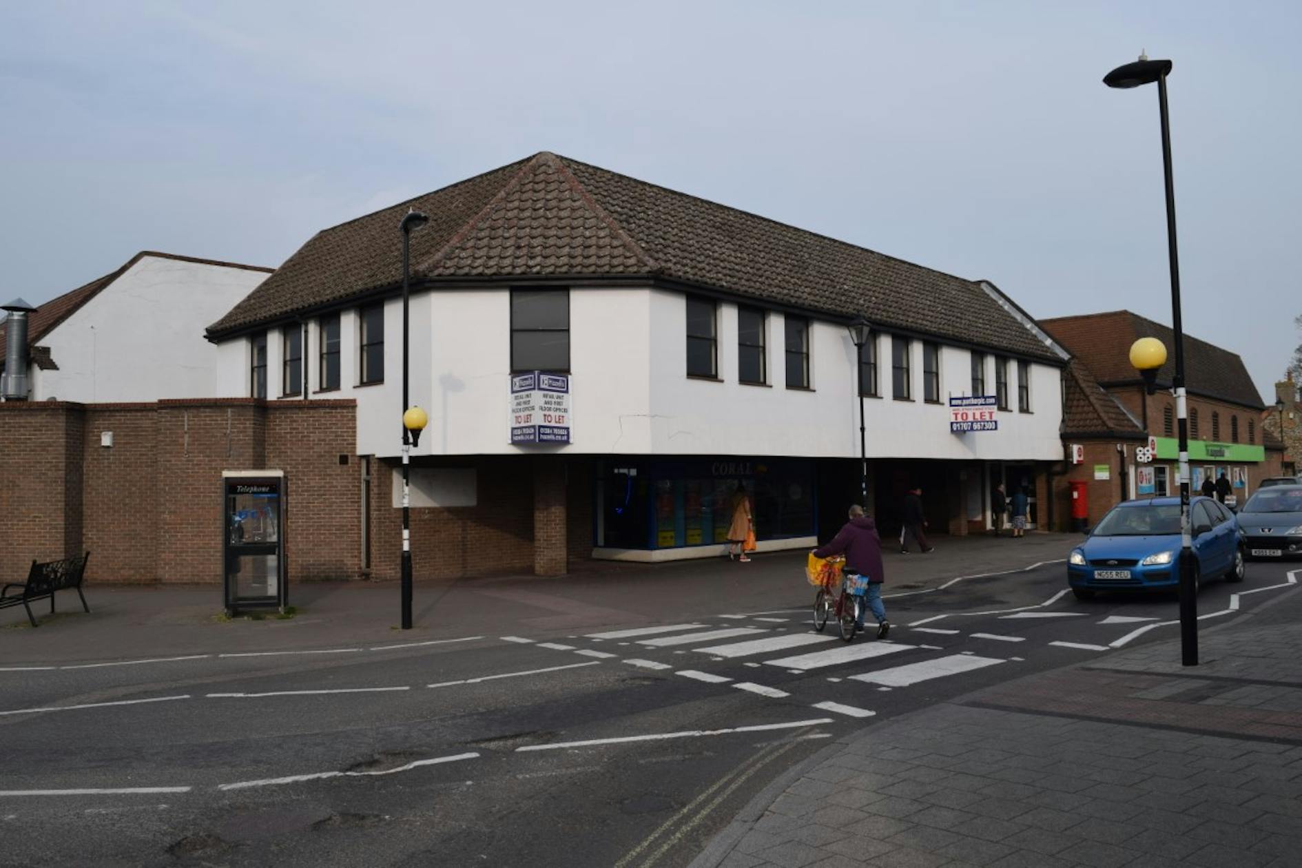 Unit 20a & 20b, Market Place, Mildenhall, Office To Let - DSC_0275 Medium.JPG