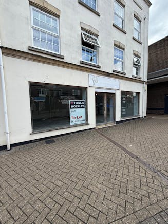 141-143 High Street, Crowthorne, Retail To Let - WhatsApp Image 20250723 at 165008_4cadc024.jpg