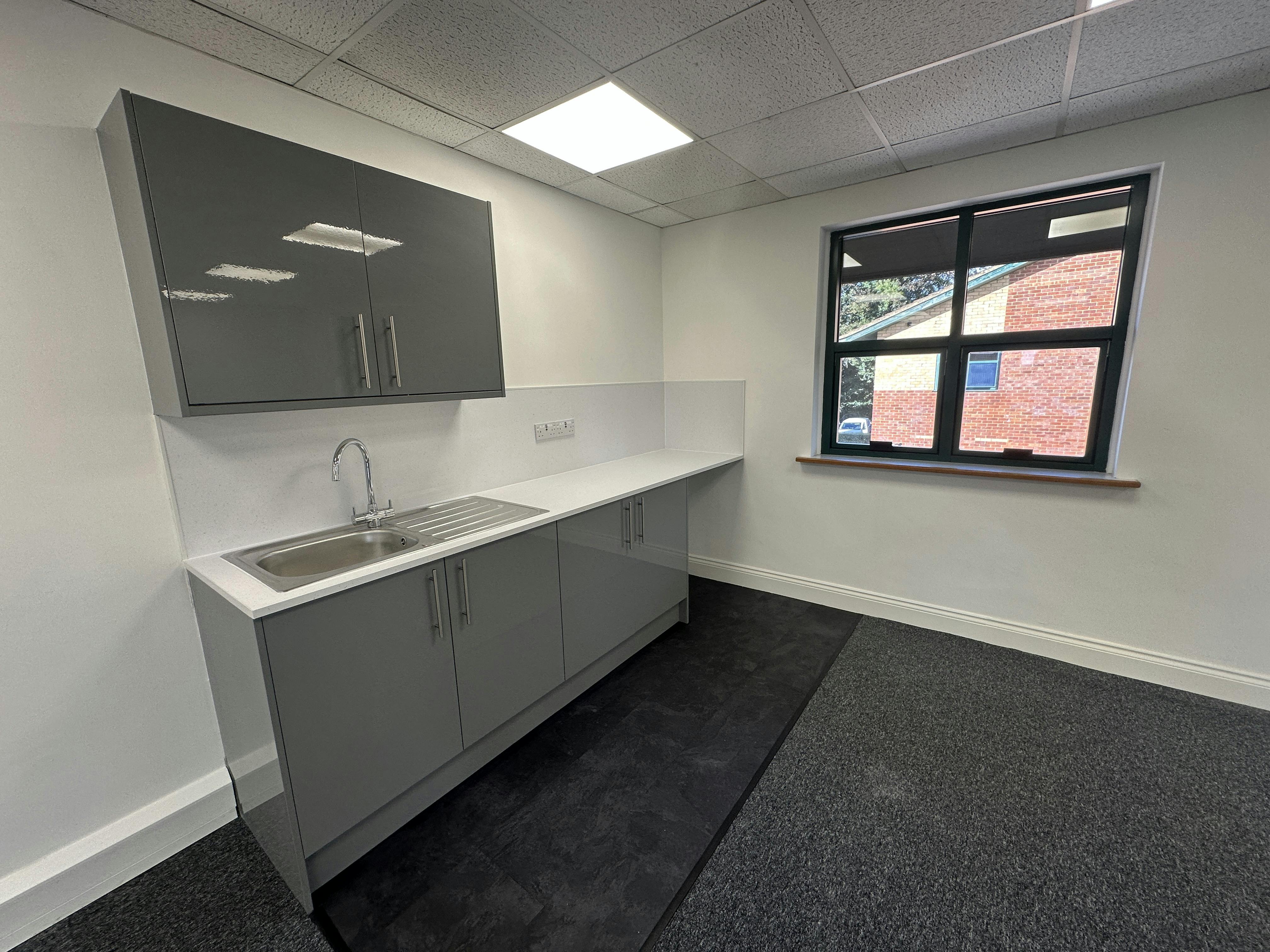 3 Hurlands Business Centre, Hurlands Close, Farnham, Offices / Industrial / Warehouse To Let - IMG_9613.JPG