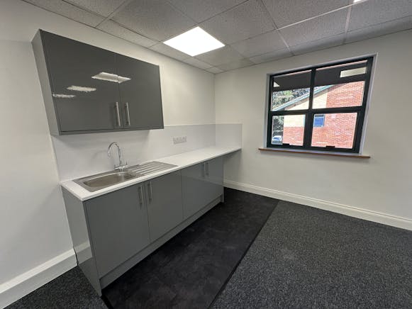 3 Hurlands Business Centre, Hurlands Close, Farnham, Offices / Industrial / Warehouse To Let - IMG_9613.JPG