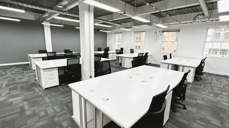 2 Bath Place, London, Serviced Office To Let - 2 Bath Place London EC2A 3dr  suite 22_2.jpg