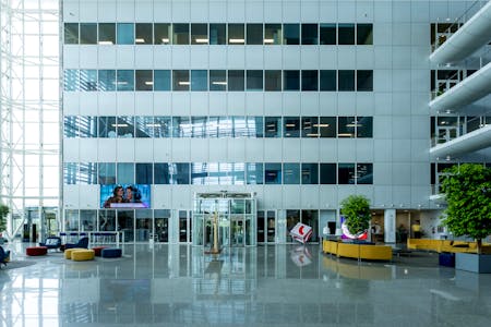 Edifício Francisco Pinto Balsemão, Rua Calvet de Magalhães 242, Paço de Arcos, Office To Let - 005.jpg