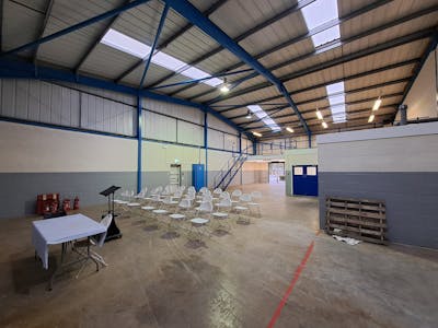 Unit B Dudley Road, Halesowen, Retail / Trade Counter To Let - 1000020965.jpg