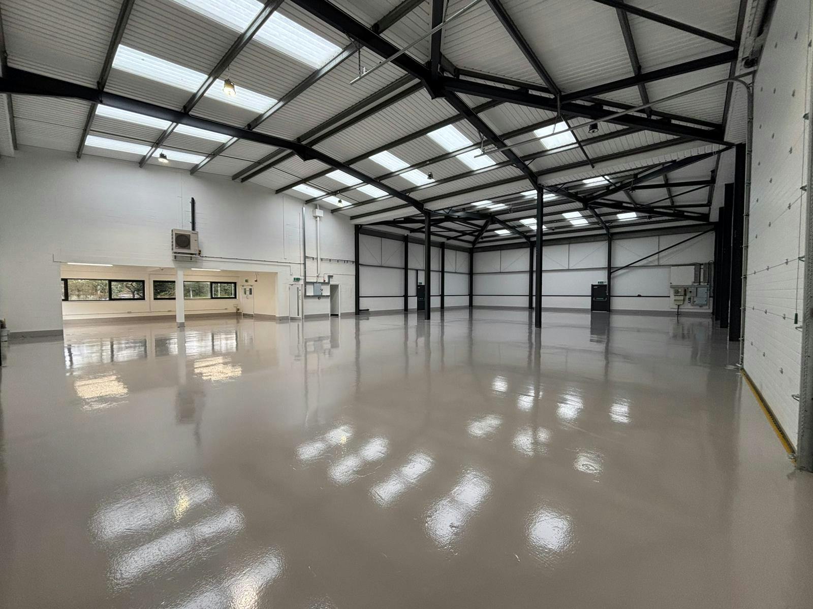 Unit 5 Monkton Park, Farnham Trading Estate, Farnham, Industrial / Warehouse To Let - WhatsApp Image 2026-02-24 at 11.47.58 2.jpeg