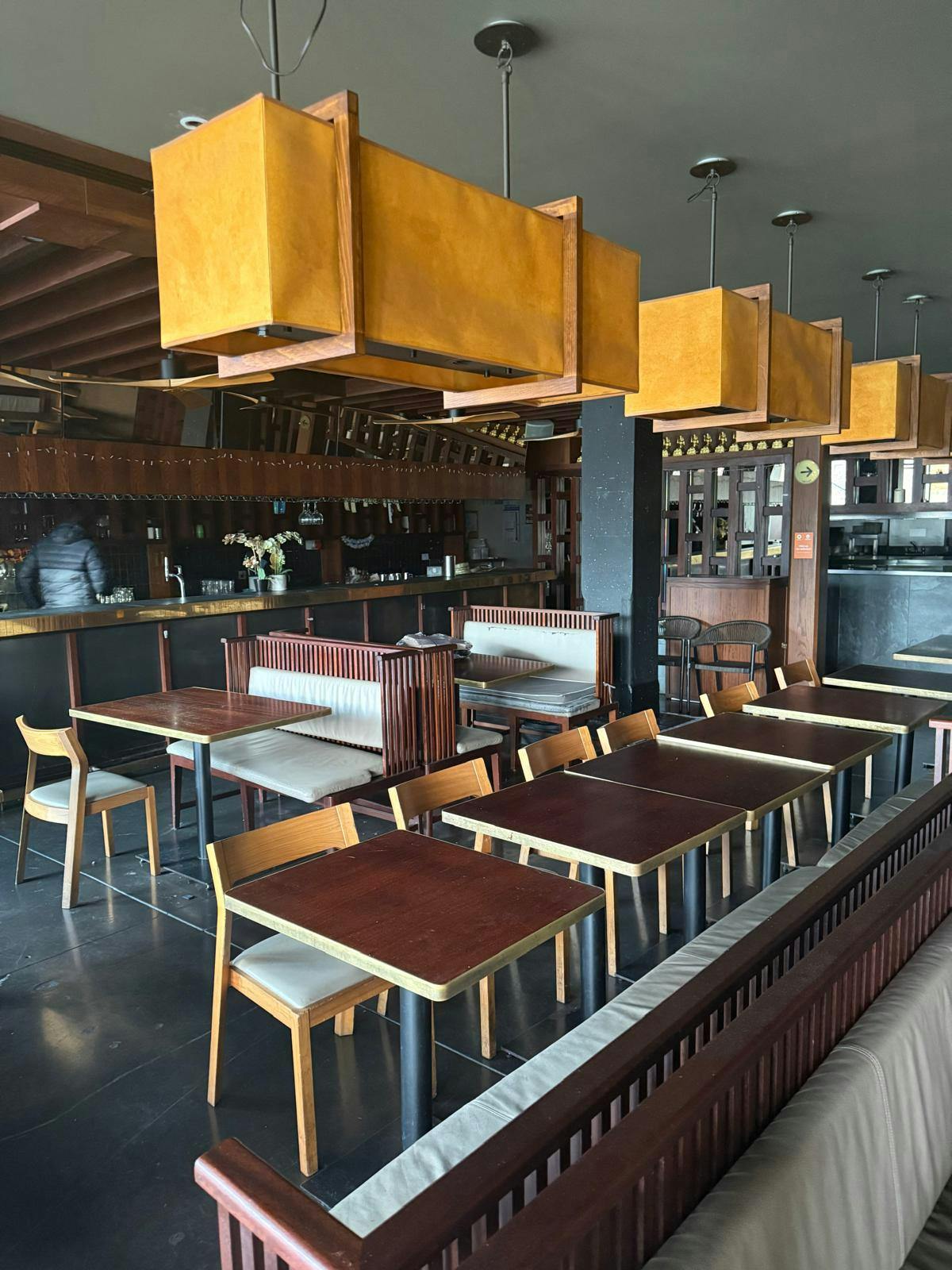 4 Riverside Walk, Kingston upon Thames, Restaurant To Let - original-803BF3BD-BA49-478A-8FF6-95479F2AD800.jpeg