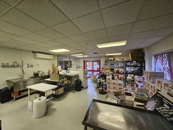 Unit 22 Sarum Complex, Uxbridge, Office / Industrial / Warehouse To Let / For Sale - 3.jpg