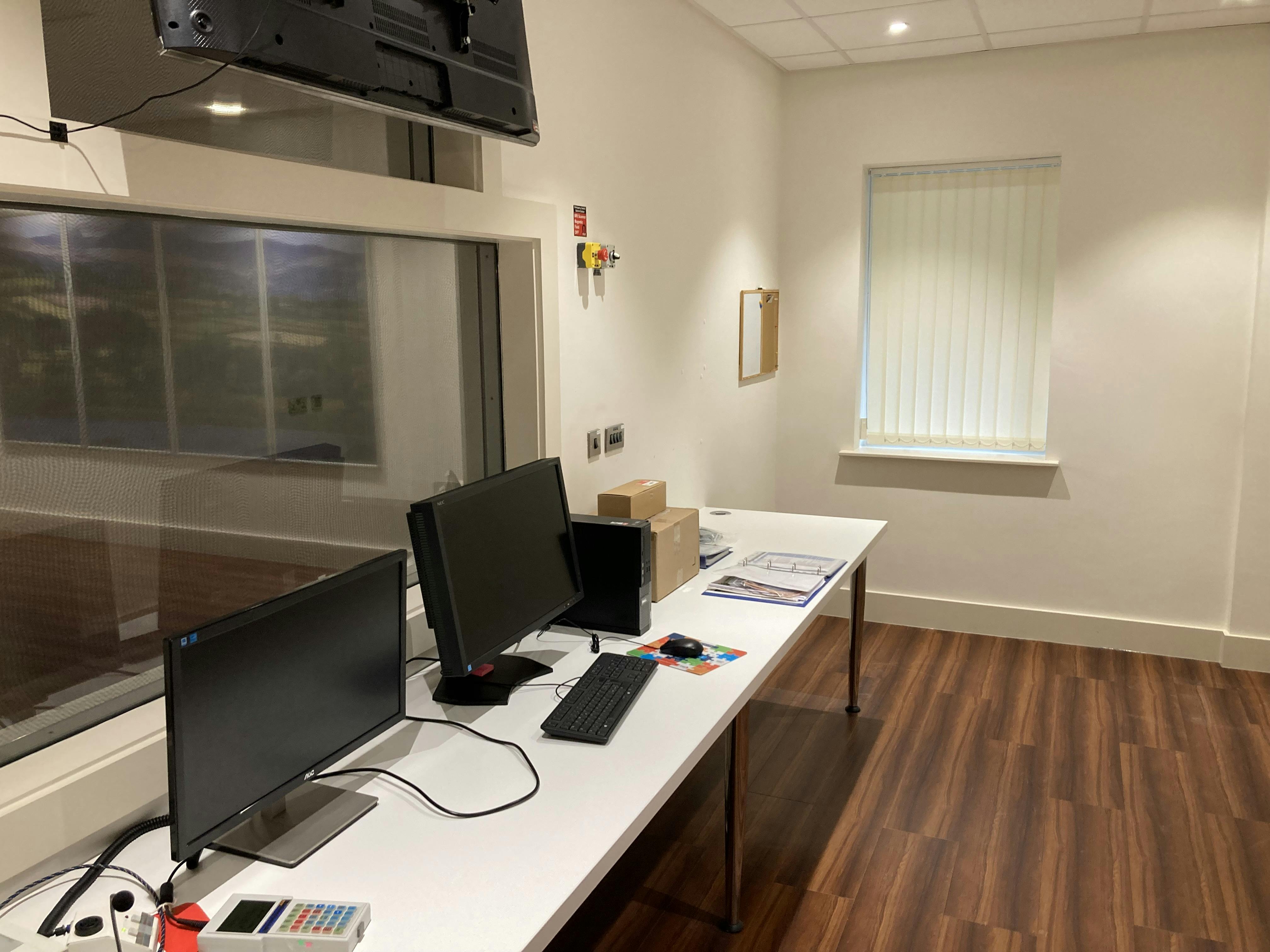 Copse Walk, Unit G, Ground Floor - IMG_1276.JPG